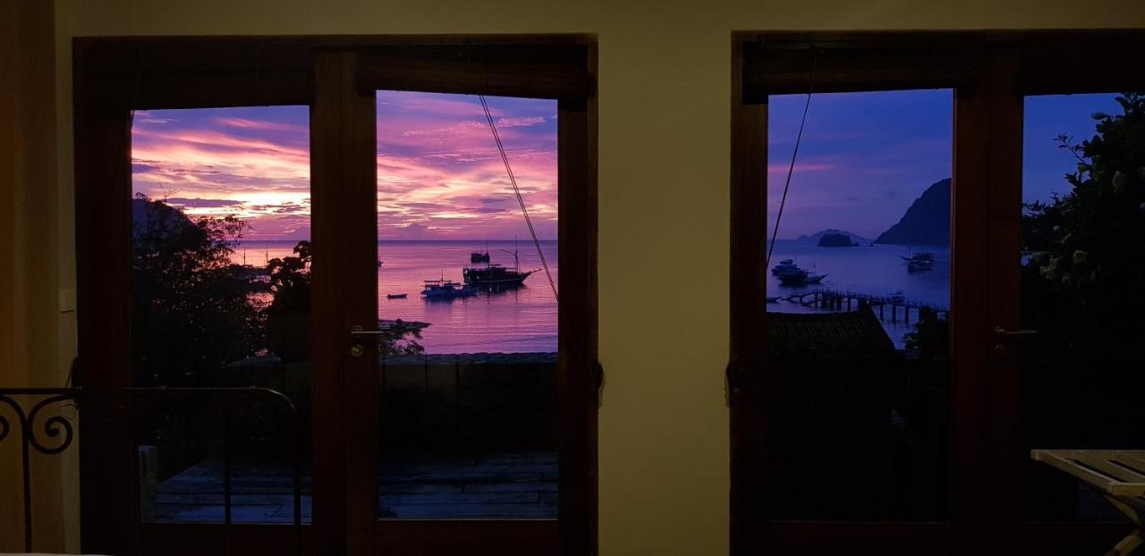 Blue Parrot Labuan Bajo Exterior foto