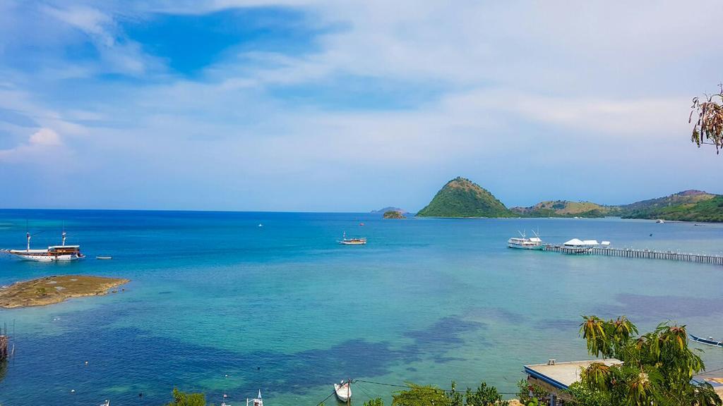 Blue Parrot Labuan Bajo Exterior foto